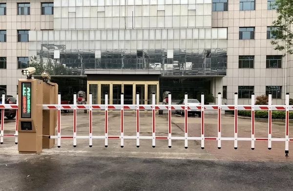 �Ͳ����󱣽�Ʒ���Ű칫��